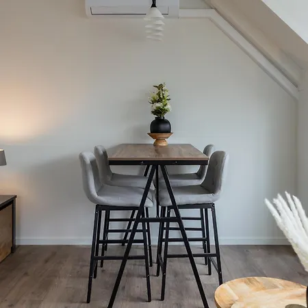 Brugs 2 * 바르네벨트